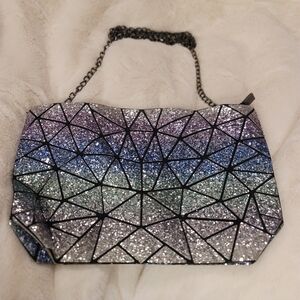 Geometric Lattice Luminous Purse